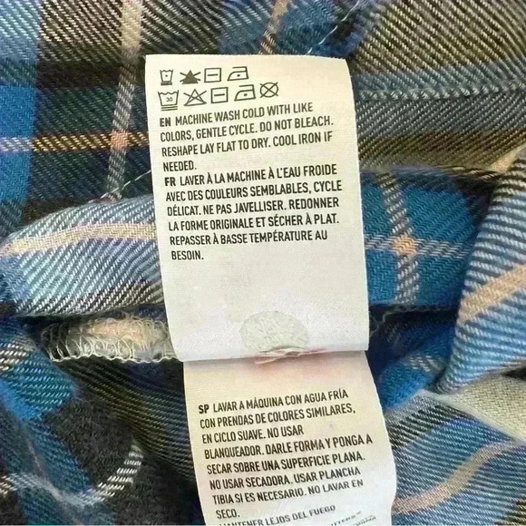 American Eagle Women’s AHHMAZING Blue Plaid Flannel Size X-Small - Picture 12 of 12